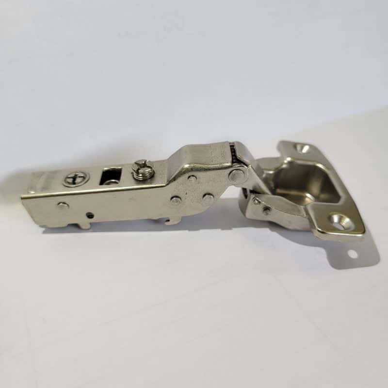Master Hinge Self Closing 110 DG Half OVL 9mm Screw On (Knape & Vogt)